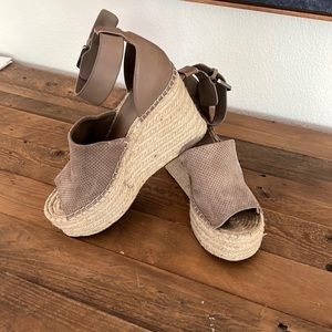 Marc Fisher LTD Adalyn Espadrille Wedge Sandal | size 8